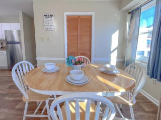 Ocean views and just steps to the Beach! - Ocean City - 4