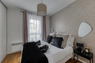 Metro - Ascenseur - Parking - Wifi - 4 pers - Easy Check IN - 2