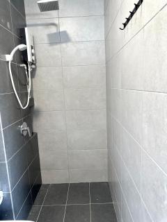 Georgetown Modern Stylish Urban 3BR, InfinityPool with Seaview, 3 Queen bed - 6