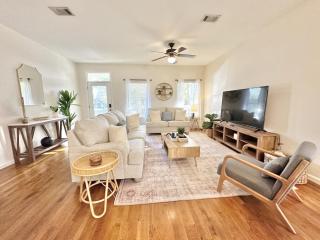 Serene Beach Cottage near 30A Beach and Bay - Santa Rosa Beach - 1