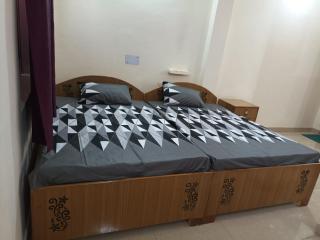 Anant Paying Guest house - Ayodhya - 7