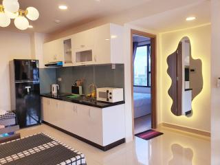 Soho Saigon Balcony Apartment - Ho Chi Minh - 2