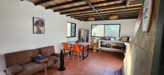 Casa de campo rodeada de naturaleza - 4