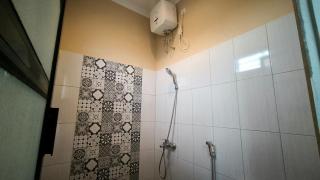 Nez's Guesthouse Syariah - Borobudur - 3