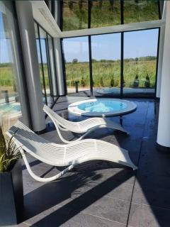 Westin House Black - 3
