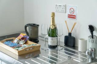 A Bright Lovely Spacious Studio. - Woodford Green - 7