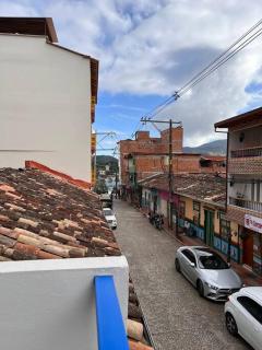 Centro Guatapé: minimalista y confortable - Guatapé - 2
