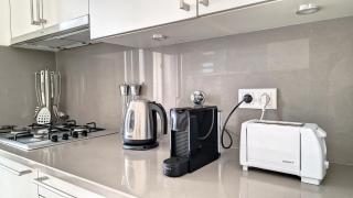 Sunset Bay by LovelyStay - 3