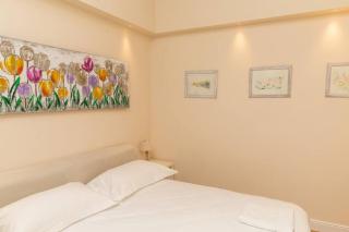 Cozy Santa Maria Novella Uffizi Duomo 2beds-2baths - Florenz - 2