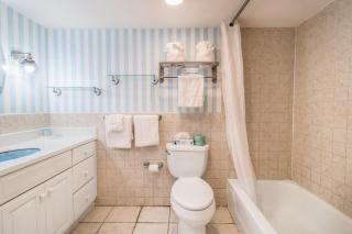 Coastal Getaway in our Oceanfront Dune Room - 5