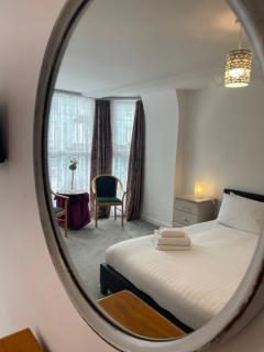One bedroom apartment, no 4 - Ilfracombe - 4