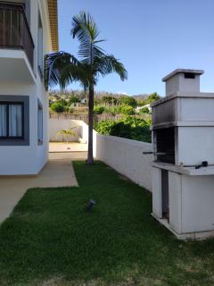 17 ° West, Lux. Inf. Pool villa, 5 minutes to the sandy beach, WiFi - Estreito da Calheta - 3