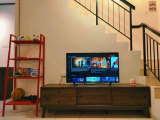 Hey 90’s ~ Netflix/Youtube/Games - Kluang - 6