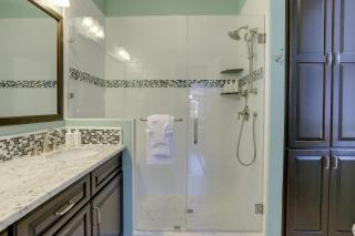 Sojourn Spacious Historic 2 BR with Modern Updates - 4