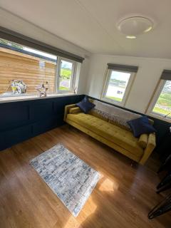 Tracey’s Hideaway - with hot tub & amazing views - 8