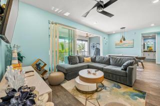 One Particular Harbour 391-201 - 8