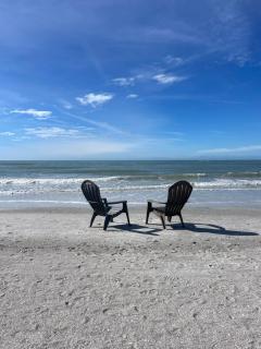 "Dunes" Gulf-View Historic Beachside Cottage - 5
