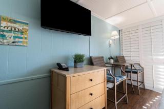 Panoramic Views Oceanfront Tower King Room 2nd Fl - 8
