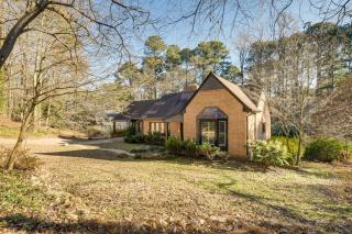 Lakefront Raleigh Home with Deck 12 Mi to Downtown! - Raleigh - 9