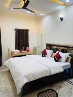 Homestay Comforts 500m from Amritsar Airport - Amritsar - 9
