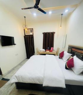 Homestay Comforts 500m from Amritsar Airport - 1