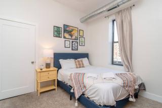 McCormick Place 3Br and 2Ba with Optional Parking , sleeps 8 - Chicago - 7