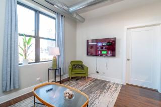 McCormick Place 3Br and 2Ba with Optional Parking , sleeps 8 - Chicago - 9