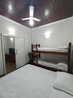 EXCELENTE CASA COM GARAGEM E 3 QUARTOS sendo 1 SUÍTE NA PRAIA DOS ANJOS A 5 min A PÉ DO PIER DOS BARCOS - Arraial do Cabo - 3