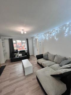 House Near City Centre & Etihad, Free Parking & Garden - Manchester - 6