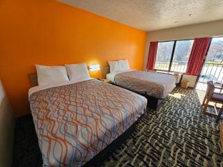 TRAVEL INN - Brandon - 1