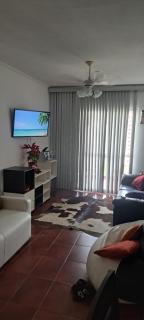 Apartamento Pitangueiras Centro Guarujá , 150 metros da Praia Vista Mar - Guarujá - 1