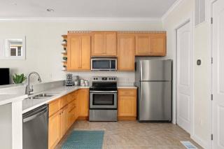 Modern Beach Haüs 4 min walk to beach w/ pool BBQ - Panama City Beach - 9