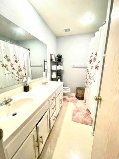 Cozy 3 Bedrooms and 2 baths in Olathe sleeps 8. - 1