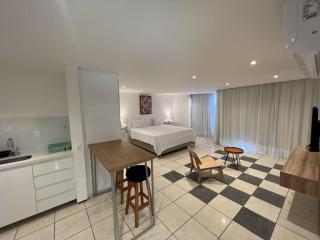 Particular Iate Plaza - 5