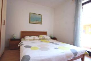 Apartments with a parking space Njivice, Krk - 21860 - Njivice - 3