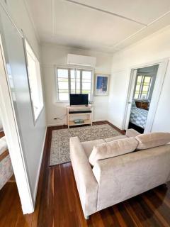 Cottage @ 33 - Yeppoon - 6
