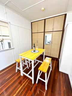 Cottage @ 33 - 4