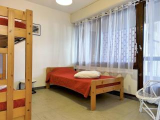 Appartement T2 au cœur de la Favière, terrasse, parking, à 100m de la plage et des commerces - FR-1-251-460 - Bormes-les-Mimosas - 2