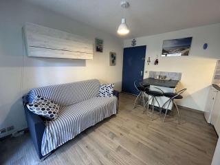 Deux Pièces avec Terrasse, Cour Privée et Piscine - Le Grau-du-Roi - FR-1-250-264 - Le Grau-du-Roi - 6
