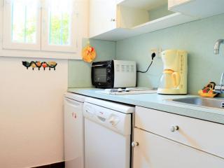 Appartement 2P avec terrasse, jardin et piscine - Le Lavandou, 4 couchages, parking inclus - FR-1-251-573 - Le Lavandou - 2