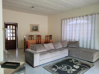 Casa espaçosa com linda piscina - 4