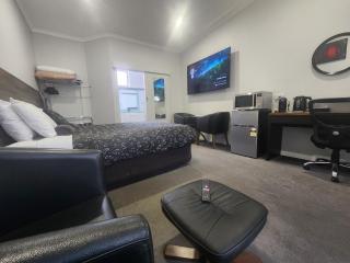 Motel24Seven and Apartments - Sale - 5