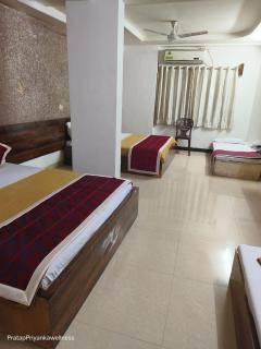 HOTEL SAI PRABHU INN - Shirdi - 2