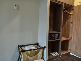 ONYX HOTEL & VILLA - Tanjunguban - 4