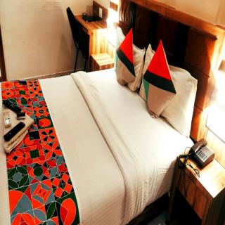 GATEWAY INN - Bombay - 3