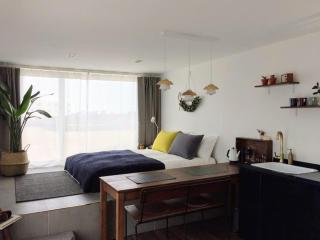 Ewak Guesthouse - Jeju - 0