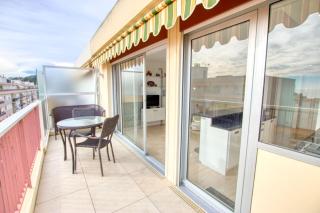 Le Clair Golfe-Juan - T2 terrasse vue mer Parking privé WIFI - LIMESTAY - Vallauris - 4
