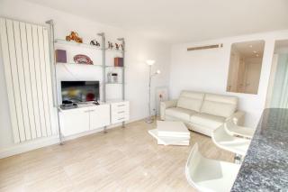 Le Clair Golfe-Juan - T2 terrasse vue mer Parking privé WIFI - LIMESTAY - Vallauris - 5