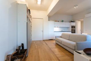 Serra 2br Apartment With Terrace by Halldis - Milan - 0