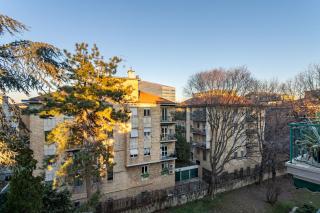 Serra 2br Apartment With Terrace by Halldis - Milan - 5